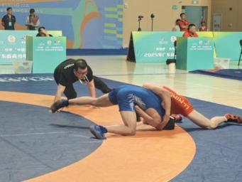 2025年广东省青少年摔跤锦标赛在茂名市举行